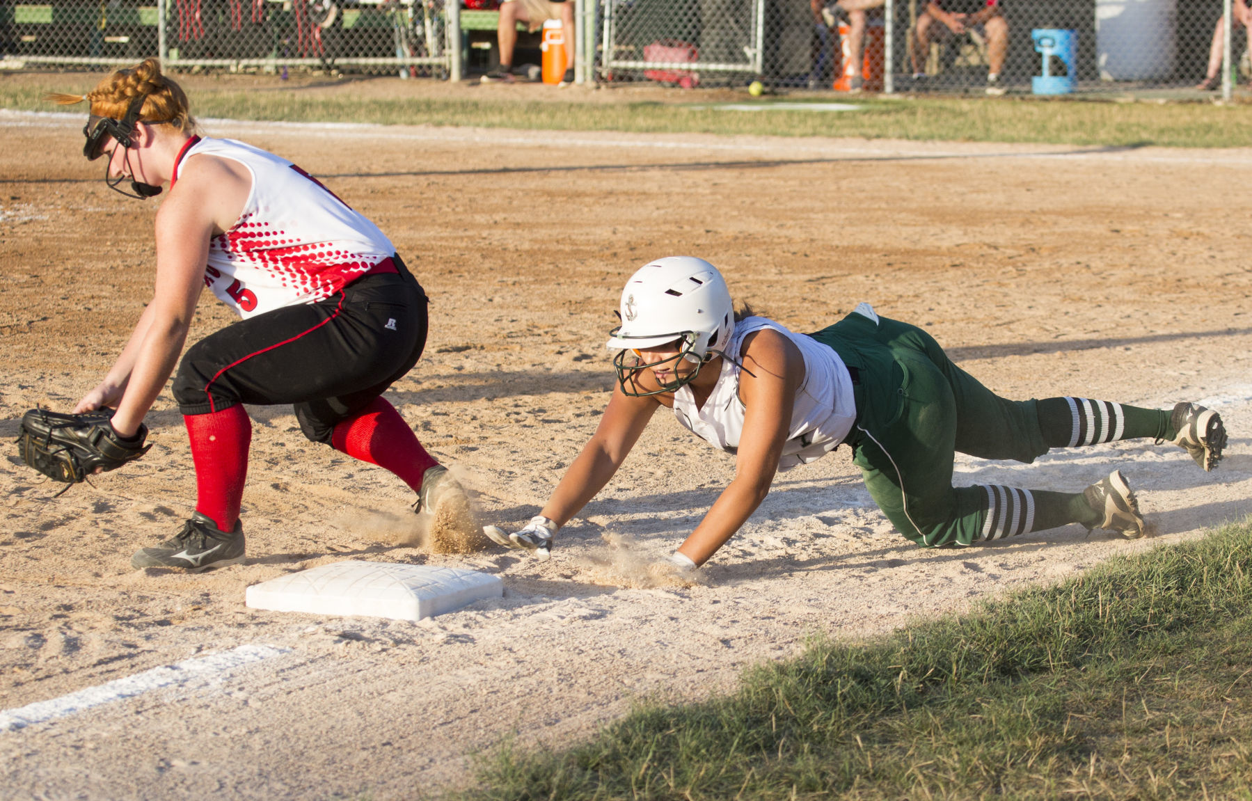 071519kw-columbus-new-hampton-softball-03